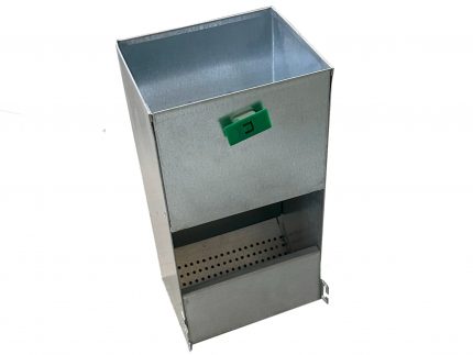 COMEDOURO PARA COELHOS 2.4KG